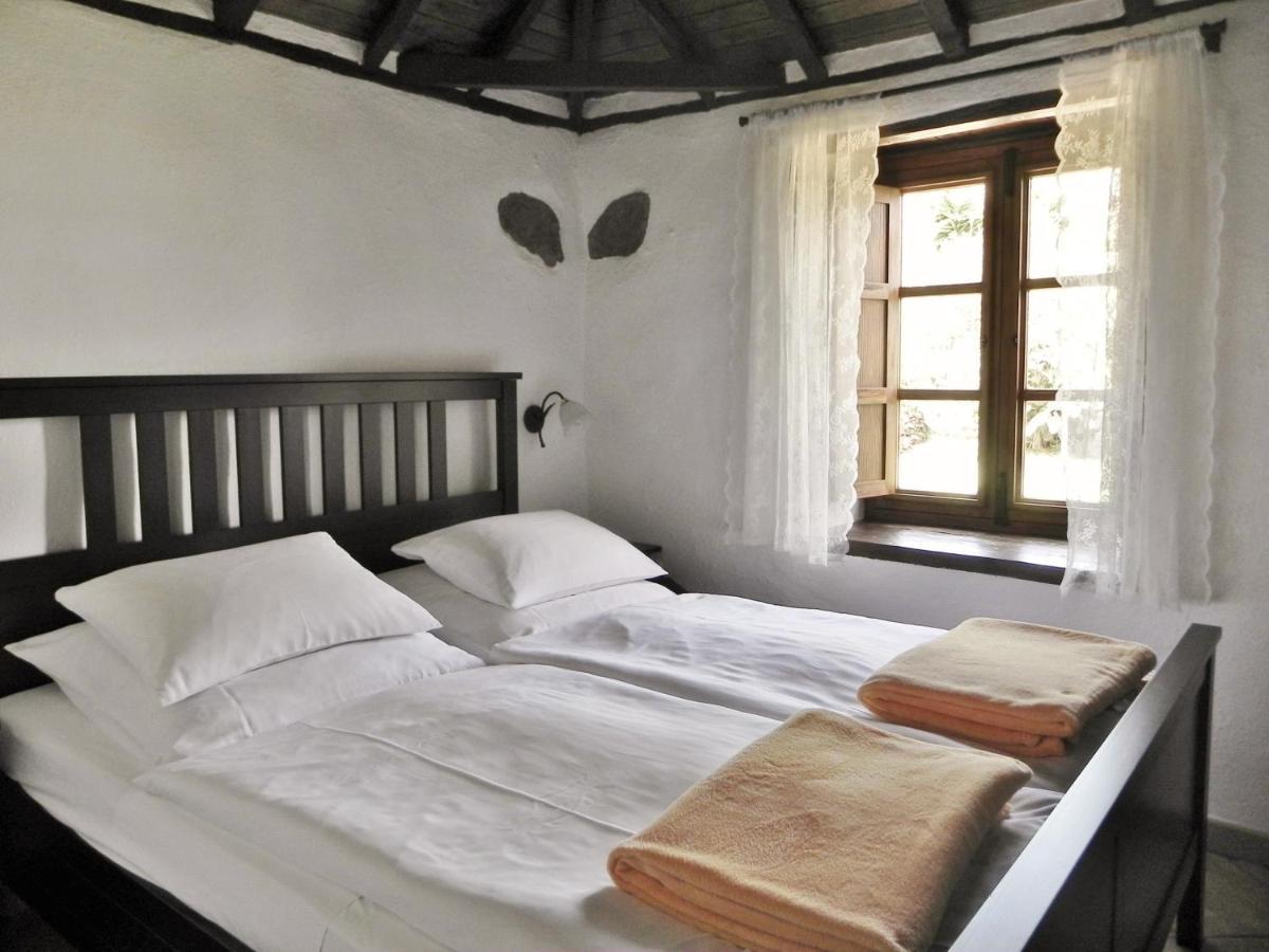 La Casita De La Vega Apartment อิคอดเดลอสวินอส ภายนอก รูปภาพ