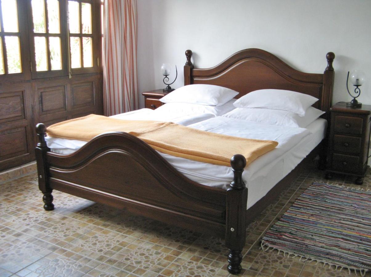 La Casita De La Vega Apartment อิคอดเดลอสวินอส ภายนอก รูปภาพ