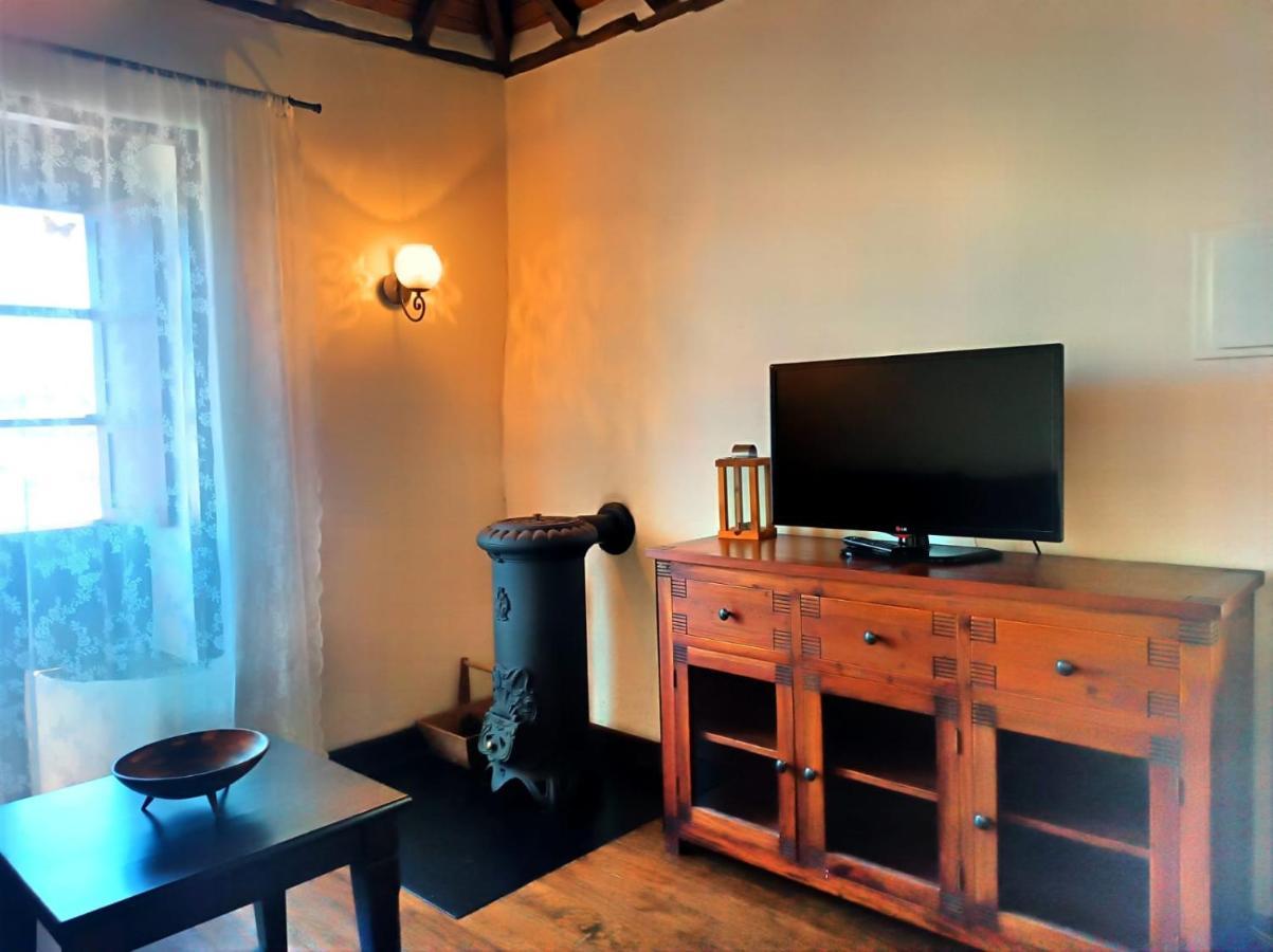 La Casita De La Vega Apartment อิคอดเดลอสวินอส ภายนอก รูปภาพ